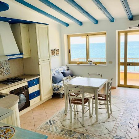 Sea View Appartment With Bicycles And Stand-Up Paddle Capo dʼOrlando Екстериор снимка